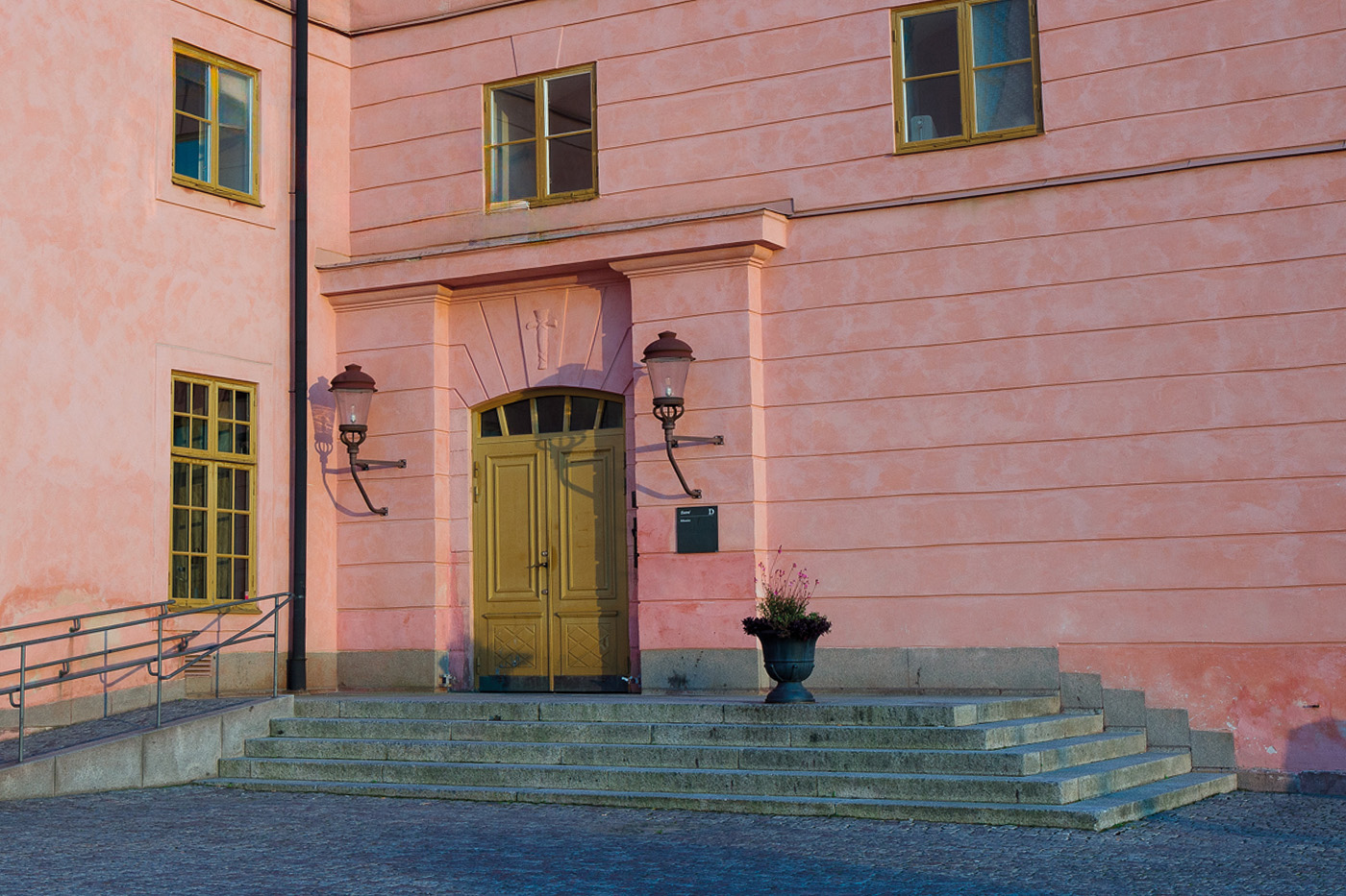 Entrén till rikssalen vid Uppsala slott